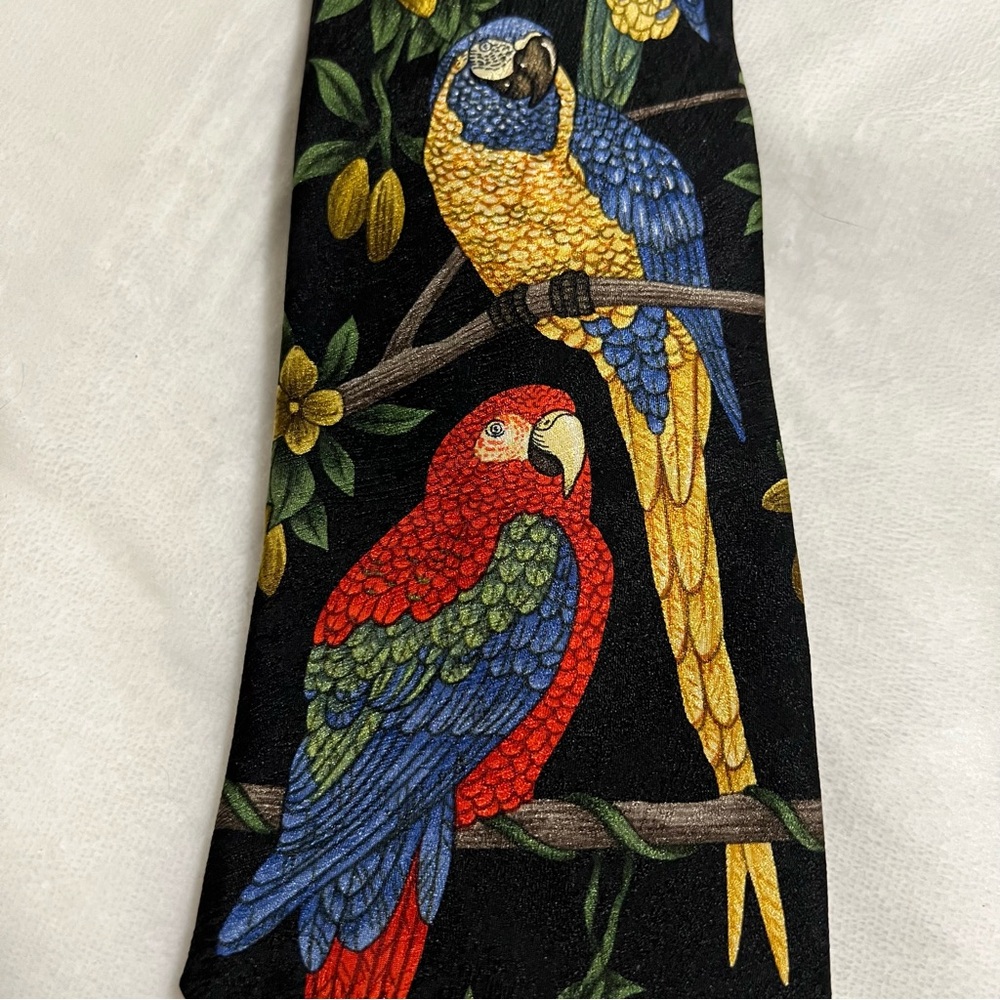 Endangered Species 100% Silk Men's Tie Black Tropical Parrot Animal Print
